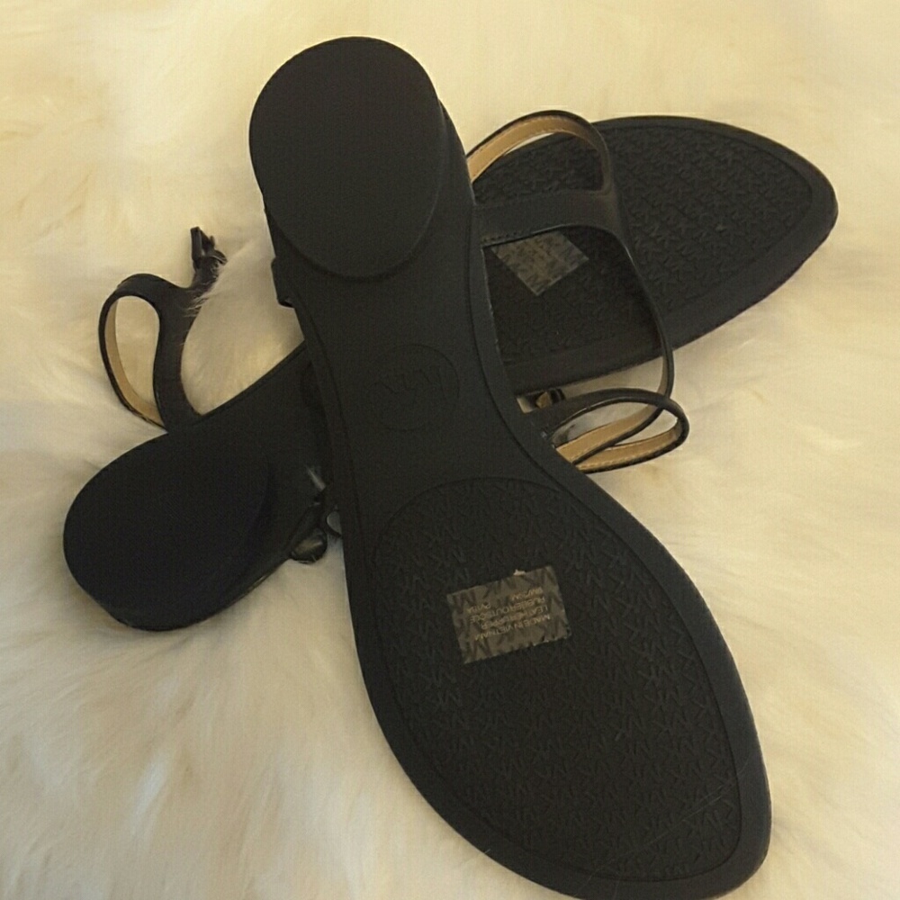 Michael kors flat sandals in black - Picture 4 of 8